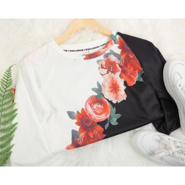 Stunning Round Neck Floral Long Sleeve Sweatshirt